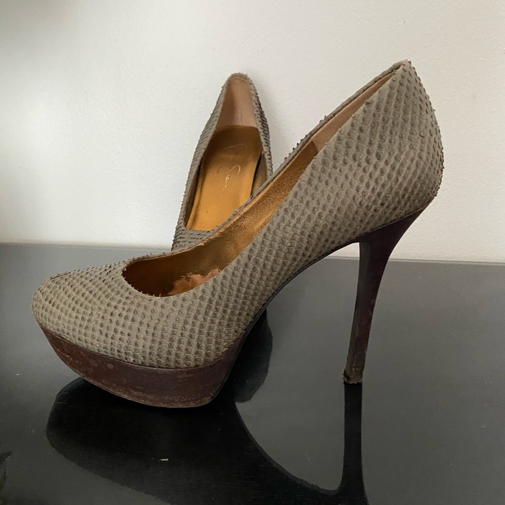 Jessica Simpson peep toe heels